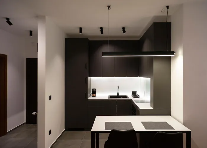 아파트 Grey Lux 피로트