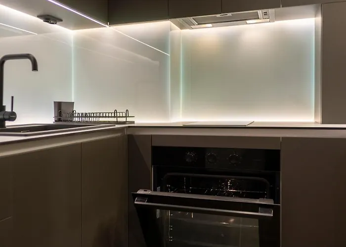 Grey Lux 아파트 피로트